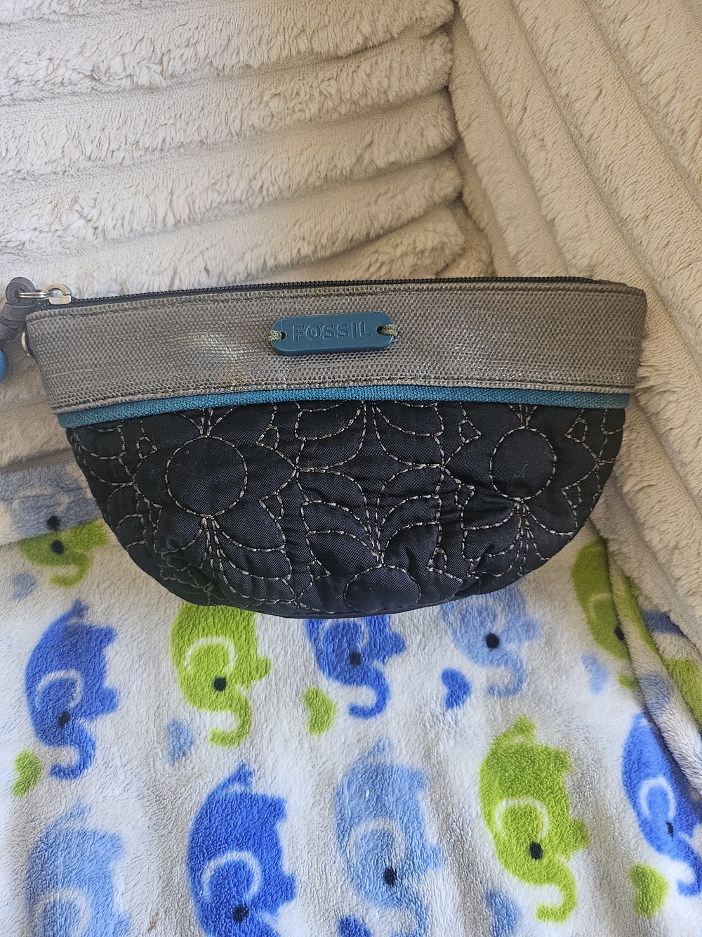 Fossil Black Quilted Wristlet with Teal Trim